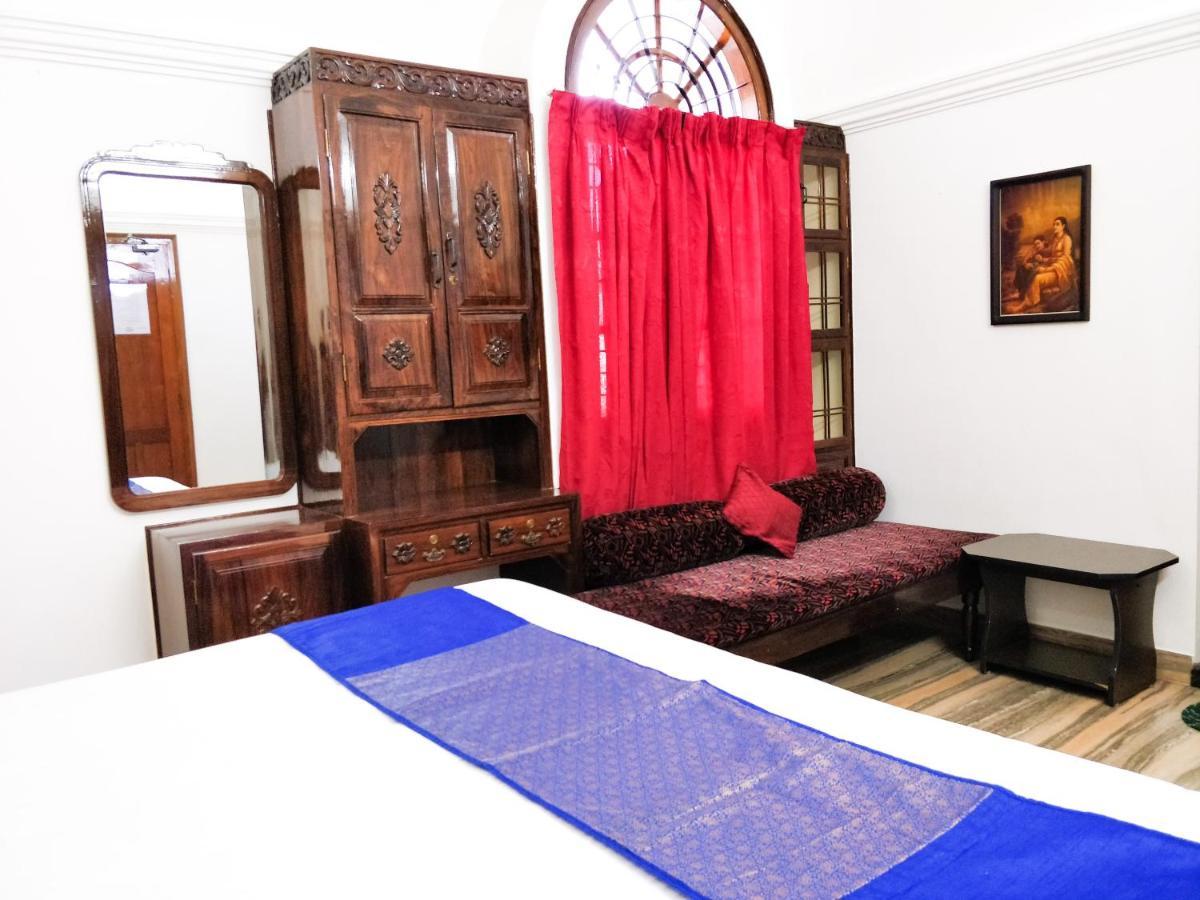 Hotel Jj Inn Kochi Екстер'єр фото