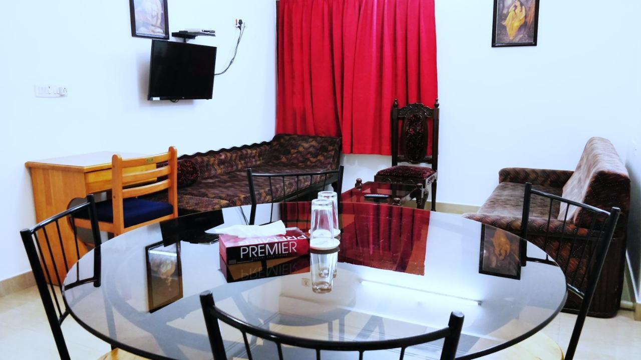 Hotel Jj Inn Kochi Екстер'єр фото